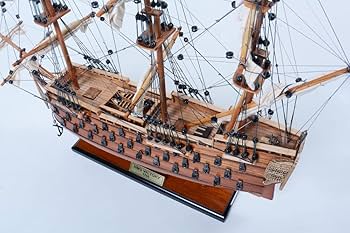 ジャンク品 HMS ビクトリー HMS Victory 帆船模型 木製　匿名配送 帆船模型 完成品 木製 HMS ヴィクトリー号 Victory 全長97cm